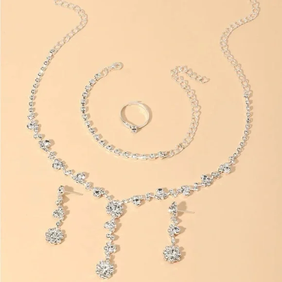 SHEIN Jewelry set - Picture 3 of 3